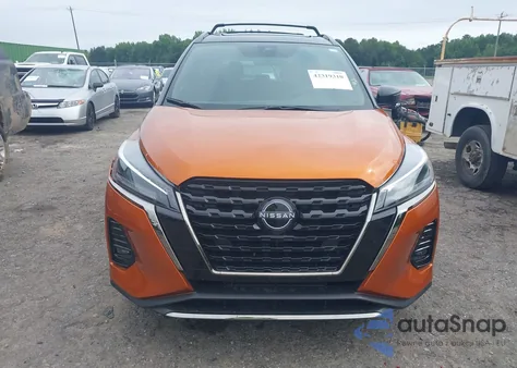 2024 Nissan Kicks Sr Xtronic Cvt z USA, uszkodzony, nr VIN 3N1CP5DV4RL474483